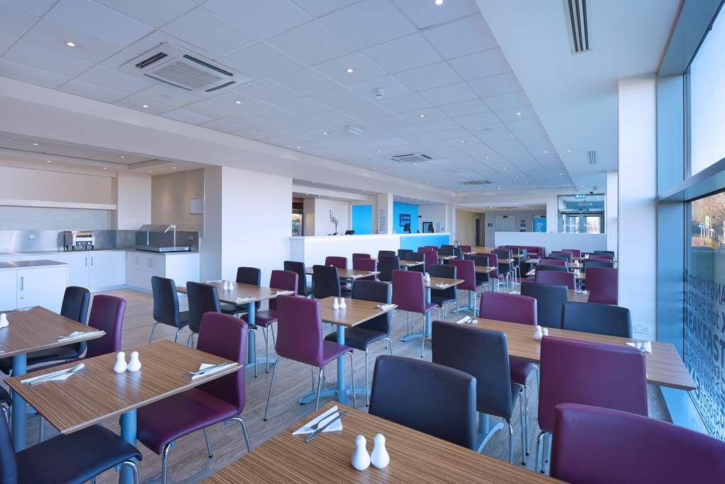 Travelodge John Lennon Airport Hotel *